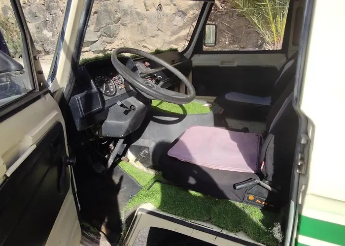 Luxusní stan Tenerife Mercedes For Drive In Canary Island *